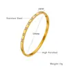 Pulsera de Acero de Titanio Dorado con Incrustaciones de Circonia Retro de Lujo Ligero Transfronteriza Europea y Americana, Pulsera Versátil de Acero Inoxidable Chapado en Oro de Alta Gama