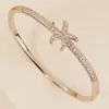 Pulsera de Zirconia de Moda Estilo Océano, Chapada en Cobre con Oro de 18 Quilates, Pulsera Abierta de Lujo Ligero, Joyería Versátil y de Alta Gama para Vacaciones