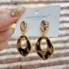 Pendientes geométricos de leopardo con forma de diamante, elegantes, estilo coreano, para mujer, diseño único, pendientes de influencer de moda, accesorios para la oreja versátiles