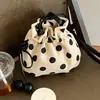 Bolso Cubo con Cordón de Lunares Transfronterizo 2026 Nuevo para Mujer, Bolso de Hombro Cruzado de Moda Nicho Versátil de Alta Gama para Viajes Diarios