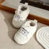Sapatos para Bebê Hansheng de 0-1 Ano Solado de Borracha Antiderrapante Sapatos para Crianças Pequenas Primavera e Outono Tênis Esportivo para Bebê Sapatos para Bebê