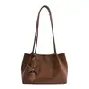 2026 Invierno Nuevo Retro Bolso Tote de Gran Capacidad para Mujer Estilo Perezoso Casual para el Trabajo Temperamento Bolso de Hombro Único para Debajo del Brazo