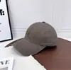 Gorra de béisbol vintage lavada de estilo coreano, relajada, para mujer, bordado de mini letra R, copa suave, visera curva, look casual para el día a día