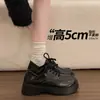 Zapatos de cuero para mujer estilo británico de suela gruesa, nuevo modelo de otoño 2026, adecuados para combinar con faldas, con cordones, zapatos de vestir de doble uso, mocasines negros