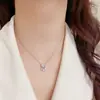 Collar de Moda Versátil Coreano y Japonés Exquisito con Zirconia Ovalada, Gota de Agua y Borla, Cadena para Clavícula con Diseño Único de Lujo Ligero