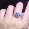 Anel de Diamante U.S. Mosane Cor D Pétalas Escovadas Anel Feminino Mosane Diamond Proposta Casamento Anel de Platina Fábrica Atacado