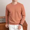 Outono e Inverno Novo Moletom Peluciado com Gola Redonda Masculino 2026 Transfronteiriço Manga Longa Estampado Com Pelúcia Interna Quente Confortável Camisa Base Masculina