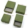 Caja Extraíble de Metal con Textura Creativa, Caja para Collares Estilo Vintage con Tapa y Base, Caja Texturizada para Pendientes y Anillos con Diseño en Relieve, En Stock