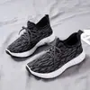 Zapatos de hombre: zapatillas transpirables versátiles casuales de moda para otoño para estudiantes de secundaria, nuevo modelo 2026 zapatos deportivos, zapatos transpirables para hombre