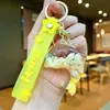 Llavero Creativo Serie Océano con Arena Movediza Rellena de Aceite, Lentejuelas y Colgante de Pez Flotante, Adorno de Pez Hada, Pequeño Regalo