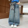 Jeans de Otoño para Niñas 2026 Nuevo Estilo Pantalones Sueltos para Niñas, Elegantes Pantalones de Pierna Ancha Bordados con Dibujos Animados para Niños Mayores