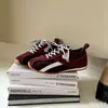 Zapatillas de entrenamiento alemanas vintage para mujer que aumentan la altura, en stock, nuevo modelo verano y otoño 2026, cómodas, ligeras, versátiles, zapatillas casual para correr de suela blanda