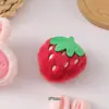 Novedad de primavera y verano dibujos animados felpa Mario broche lindo castor colgante de bolsa accesorios para calcetines diy pin joyería