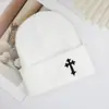 Chapéu de Tricô Bordado Cruzado Outono e Inverno, Chapéu de Lã Casual Versátil Street Fashion, Chapéu à Prova de Frio para Esportes ao Ar Livre