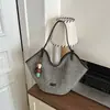 Bolsa artesanal transfronteiriça para mulheres, nova bolsa de palha tote da moda primavera-verão 2026 para férias na praia, bolsa de ombro de grande capacidade
