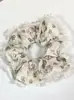 Elástico de Cabelo Scrunchie Listrado com Renda Estilo Coreano para Mulheres, Acessório de Cabelo Suave e Elegante, Elástico de Cabelo Scrunchie Estilo Coreano