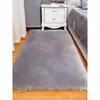 Alfombra Blanca Larga de Felpa para Sala de Estar Mesa de Café Felpudo Engrosado Dormitorio Mesita de Noche Simple Imitación Lana Celebridad de Internet Gris