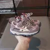 Zapatillas deportivas para niños 2026 nuevo modelo de otoño, zapatillas de correr de malla ligeras con suela blanda para niños y niñas, zapatillas de entrenamiento estilo alemán para papá