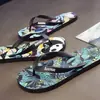 Tendência Nacional Panda Novas Chinelas Masculinas Antiderrapantes Para Usar Fora de Casa Verão Outdoor Chinelos Sandálias de Praia Masculinas Modernas