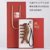 Peine de Masaje Perforado de Sándalo Dorado Delfín Transfronterizo, Caja de Regalo Set de Peine de Sándalo Dragón y Fénix para Meridianos, Peine de Masaje de Regalo, Caballito de Mar