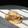 Taza y Platillo de Café de Lujo Accesible Popular Rayas Taza Latte Color Champán Vidrio Retro Juego de Tazas de Té con Flor
