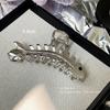 Pinza de pelo de metal para mujer, de alta gama, con múltiples cabezas, estilo simple, para la parte trasera, con forma de tiburón grande.