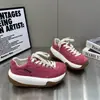Nuevos Zapatos Deportivos Casuales de Moda de Comercio Exterior para Mujer Estilo Coreano Malla Suela Gruesa Aumentadores de Altura Primavera/Verano 2026 Transfronterizo