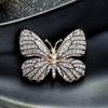 Broche de mariposa de diamantes transfronterizos europeo y americano para mujer, ramillete de insectos retro de alta gama, accesorios de aleación a juego.