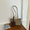 Bolso de Hombro Único de Gamuza Vintage para Mujer, Nuevo Simple de Moda Otoño 2026 Bolso para Viajes Diarios, Bolso de Mano Portátil