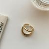 Galvanoplastia de oro latón Anillo abierto de doble capa europeo y americano Minimalista sentido del diseño estilo frío nicho simple anillo para el dedo índice