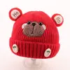 Bonitos y adorables gorros de otoño e invierno para niños, con diseño de poner, material de punto y una serie de dibujos animados, que brindan abrigo y protección para los oídos para bebés y niños pequeños.