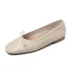Sapatos Rasos de Pele de Ovelha de Primeira Camada para Mulheres, Sapatos de Uma Peça com Boca Rasa, Novo Estilo de Outono, Couro Genuíno, Bico Redondo, Laço, Estilo Coreano, Sapatos de Cano Baixo, Sapatos de Vovó