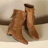 Botas de moda con flecos estilo británico para mujer, otoño e invierno, tacón de cuña, que aumentan la altura, botines de media caña, versátiles, adelgazantes, botas western, modernos