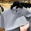 2026 Nuevo Estilo Seda de Hielo Transpirable Manga Corta para Hombre Cuello Redondo Verano Secado Rápido Casual Color Sólido Cómoda Transpirable Camiseta para Hombre