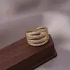 Anel para Mulheres Estilo Coreano Fresco Multicamadas Onda Diamante Linha Oca Anel para Dedo Indicador Design de Moda Europeu e Americano Joias