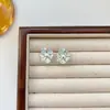 Pendientes de Pétalos Retro Franceses para Mujer Diseño de Nicho Estilo Ins Pendientes Súper de Hada Pendientes Versátiles de Flor Esmaltada para Mujer