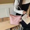 Bolsa de Balde de Nylon Bordada com Pônei de Luxo Modelo Novo 2026 Cor Sólida Simples Versátil Bolsa de Ombro de Verão Tendência
