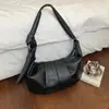2026 Nova Bolsa Feminina Retro Europeia e Americana de Couro Macio Plissada em Forma de Crescente de Grande Capacidade para o Dia a Dia, Elegante e Versátil, de Ombro Único ou Transversal