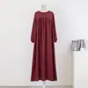 Ropa de Comercio Exterior Transfronteriza 2025 Más Vendida Suelta Talla Grande Manga Larga Color Sólido Vestido Bata Suéter, Vestido Largo para Primavera y Otoño por Encima de la Rodilla