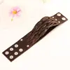 Suministro estable de fábrica, venta directa de fábrica, pulsera de piel de vaca tejida vintage popular europea y americana, joyería Yiwu al por mayor