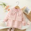 Traje de Suéter para Bebé Niña Nuevo Otoño e Invierno 2024, Traje de Dos Piezas de Cuadros Pequeños para Niños Moderno y Elegante Falda