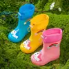 Botas de Chuva Infantis, Botas de Chuva Impermeáveis para Meninos, Botas de Água Leves Antiderrapantes para Meninas, Sapatos Aquáticos para Crianças de 2 a 10 Anos