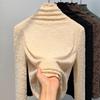 Camiseta Básica de Gola Alta Forrada com Fleece para Mulheres, Novo Estilo 2025, Camiseta de Renda Crochê Vazada, Camada Interna Quente, Blusa com Babados que Reduz a Idade