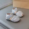 Sandalias para Bebés Niñas, Nuevo Estilo de Verano para 1-2 Años, Sandalias de Princesa para Niños Pequeños de Suela Suave, Sandalias Huecas Transpirables para Niñas
