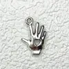Accesorios de aleación de plata Xizang vintage exclusivos transfronterizos para manualidades Colgante de collar de palma europeo y americano Accesorios de joyería al por mayor
