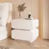 Mesita de noche color crema con acabado en piel, Gabinete de noche pequeño moderno simple para dormitorio, Gabinete de almacenamiento minimalista, No requiere montaje, Todo en uno