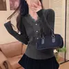 Diseño Base Otoño e Invierno Estilo Occidental Top para Mujer Borde con Borlas Elegantes Francesas Jersey de Punto Adelgazante Elegante con Cuello en V Ropa Exterior