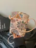 Bolsa Mini Balde de Alto Acabamento Fofa de Verão para Mulheres Novo Modelo 2026 Novo Estilo Chinês Bolsa Transversal Bordada para Celular