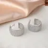 Pendientes Grandes Transfronterizos para Mujer, Lujo Ligero, Diseño de Alta Gama, Pendientes de Aro de Nicho, Aros Lisos, Aros Exagerados para Rostros Cuadrados y Redondos