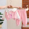 Traje de tres piezas de primavera para bebé niña, nuevo, de moda, abrigo de conejo 2024, ropa para niños, traje de primavera y otoño, estilo coreano